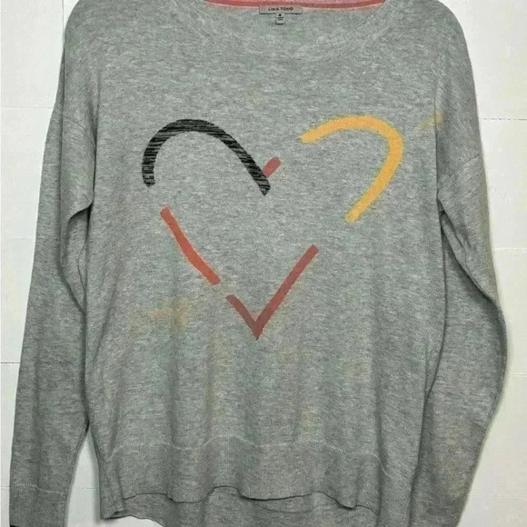 Lisa Todd Sweaters - VALENTINES DAY! Lisa Todd Cashmere Blend Heart Sweater Size M